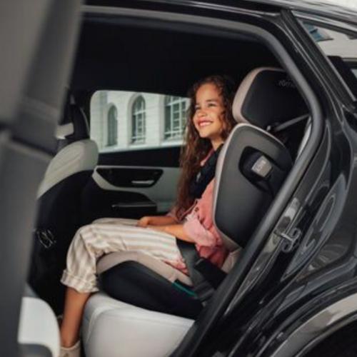 protecci&oacute;n integral de cabeza a cadera en la Britax R&ouml;mer Kidfix Pro